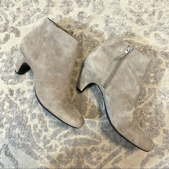 SAM EDELMAN Michelle Gray Suede Heeled Booties - Picture 4 of 9